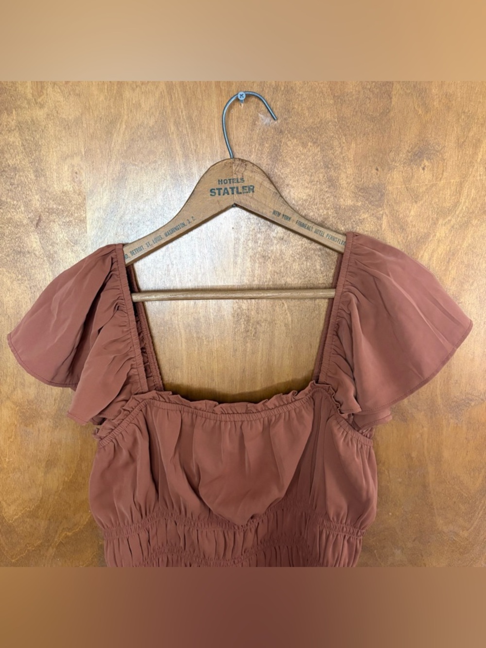 Abercrombie & Fitch Chocolate Brown Smocked Flutter Sleeve Milkmaid Top Y2K Boho - Picture 4 of 10